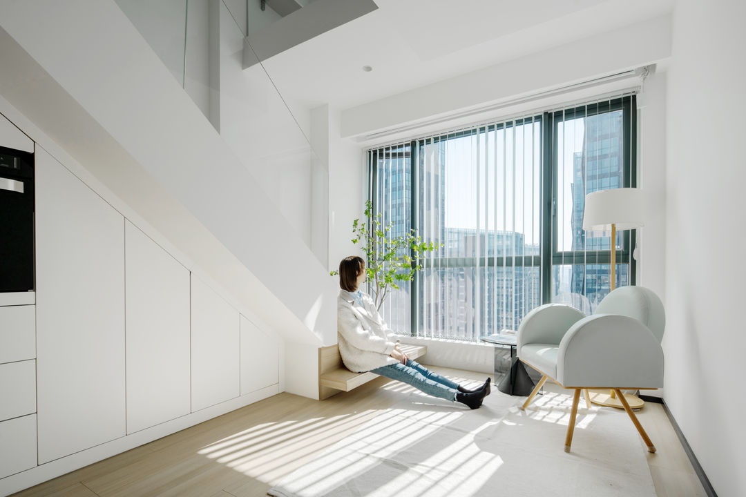 r&egrave;m l&aacute; dọc cho cửa k&iacute;nh lớn